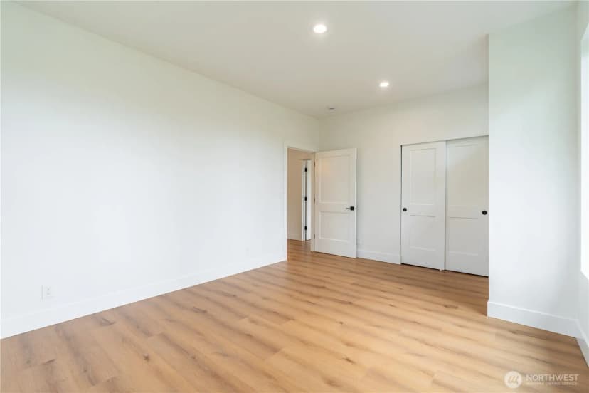 Property photo for 781 W Clear Lake Drive, Shelton photo 32
