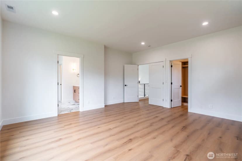 Property photo for 781 W Clear Lake Drive, Shelton photo 28