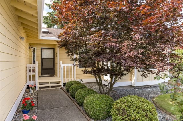 Property photo for 2707 S 366th Place, Federal Way photo 4