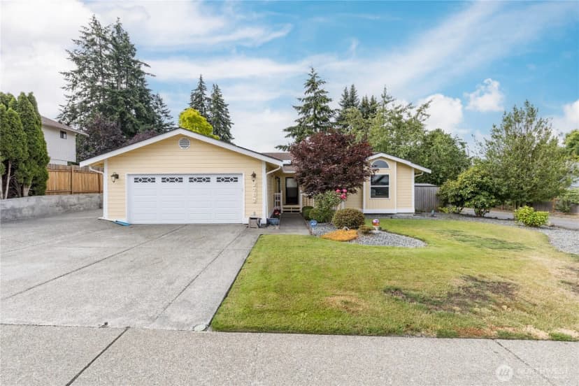 Property photo for 2707 S 366th Place, Federal Way photo 3