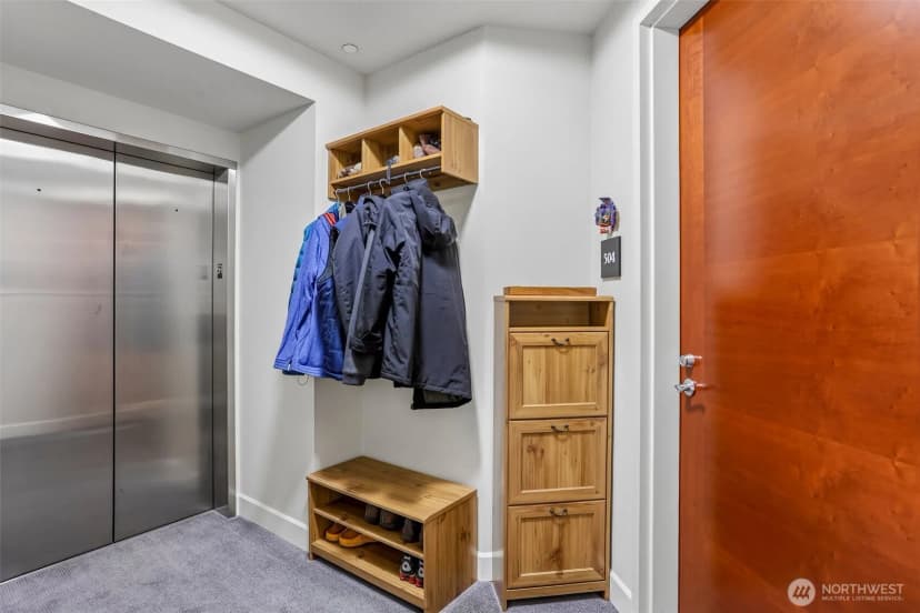 Property photo for 1920 4th Avenue #504, Seattle photo 5