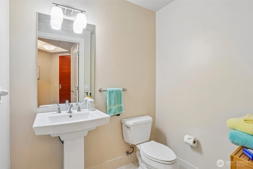 Property photo for 1920 4th Avenue #504, Seattle photo 21