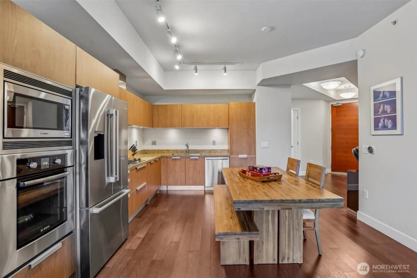Property photo for 1920 4th Avenue #504, Seattle photo 13