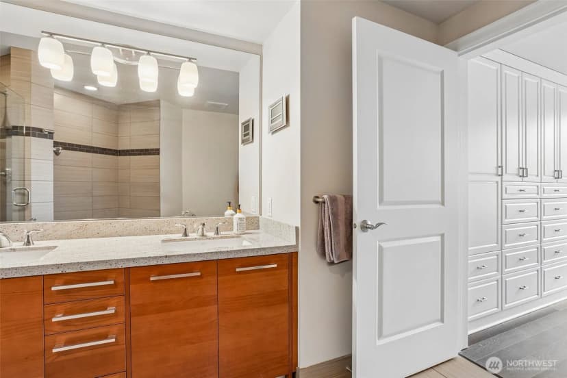 Property photo for 1920 4th Avenue #504, Seattle photo 19