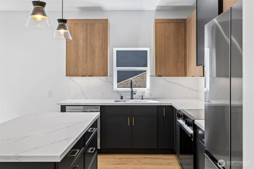 Property photo for 4113 Chilberg Avenue Sw #b, Seattle photo 11