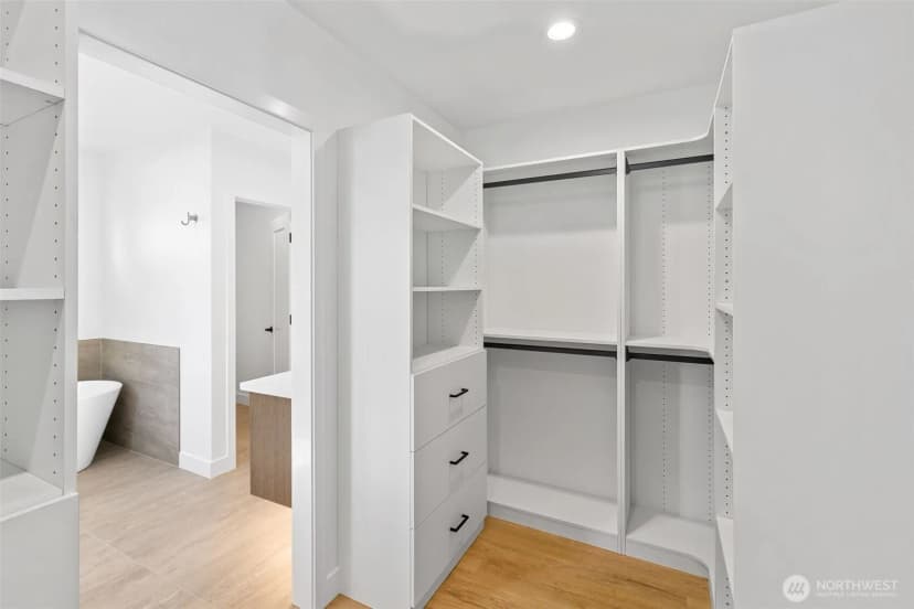 Property photo for 4113 Chilberg Avenue Sw #b, Seattle photo 23