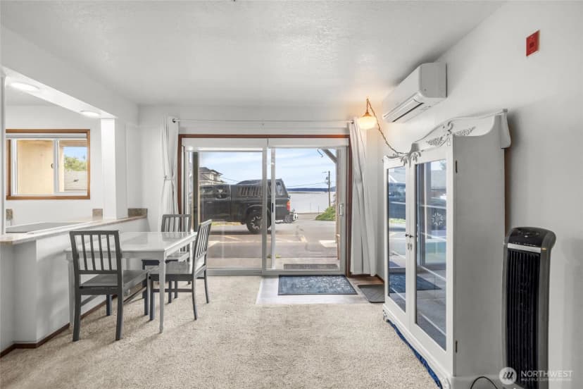 Property photo for 1188 Se Pioneer Way #101, Oak Harbor photo 16