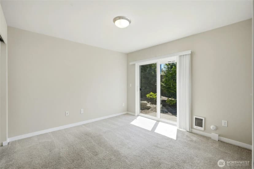 Property photo for 15113 40th Avenue W #c8, Lynnwood photo 7