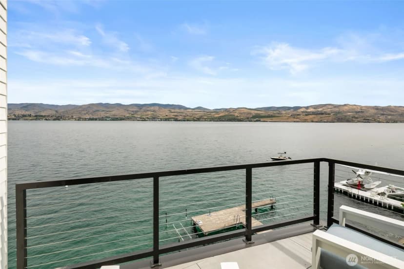 Property photo for 3212 S Lakeshore Road, Chelan photo 33
