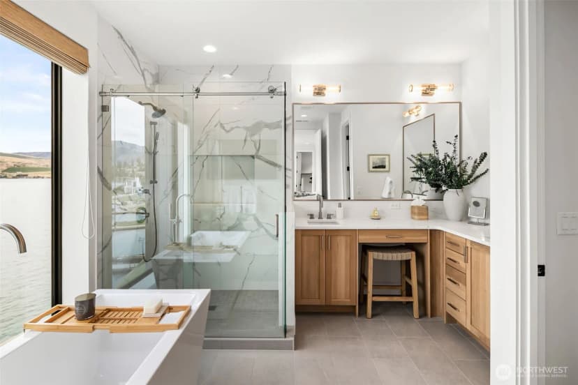 Property photo for 3212 S Lakeshore Road, Chelan photo 19
