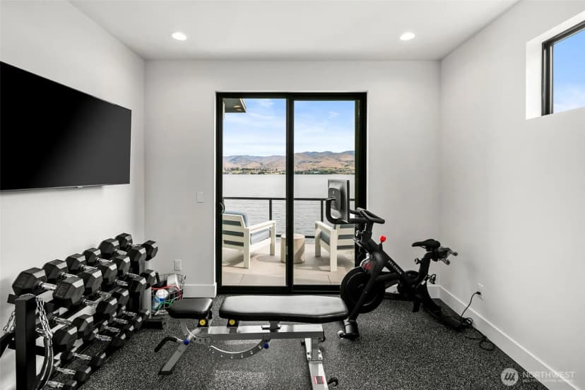 Property photo for 3212 S Lakeshore Road, Chelan photo 23