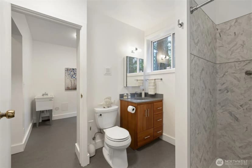 Property photo for 11706 36th Avenue Ne, Seattle photo 20