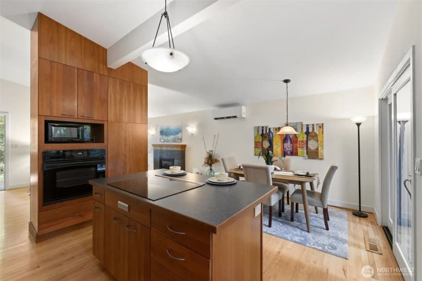 Property photo for 11706 36th Avenue Ne, Seattle photo 14