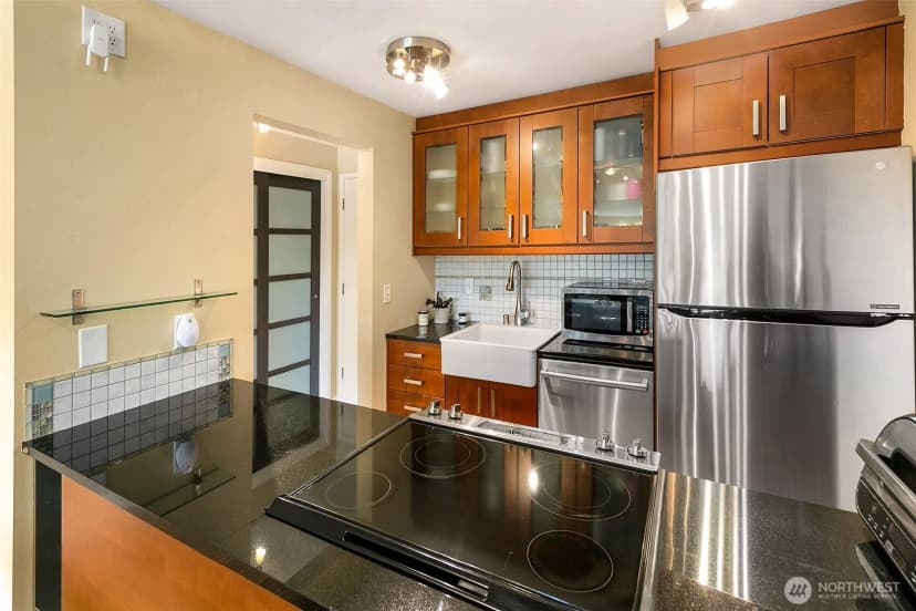 Property photo for 3601 24th Avenue W #305, Seattle photo 8
