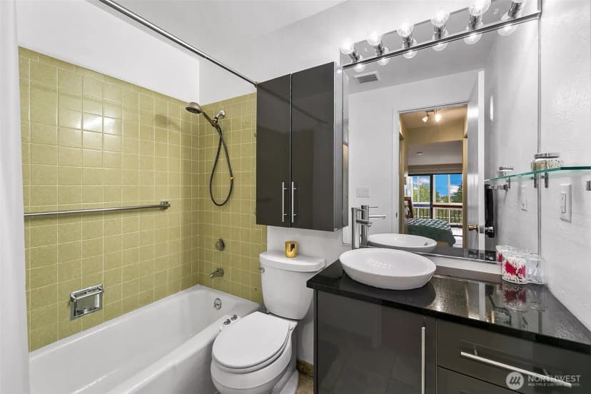 Property photo for 3601 24th Avenue W #305, Seattle photo 12