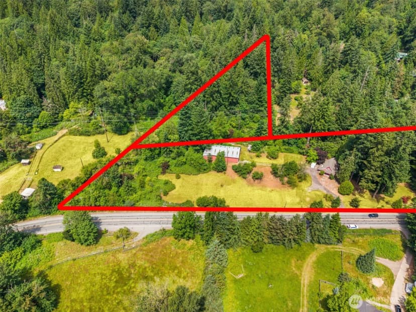 Property photo for 10911 Renton Issaquah Road Se, Issaquah photo 40