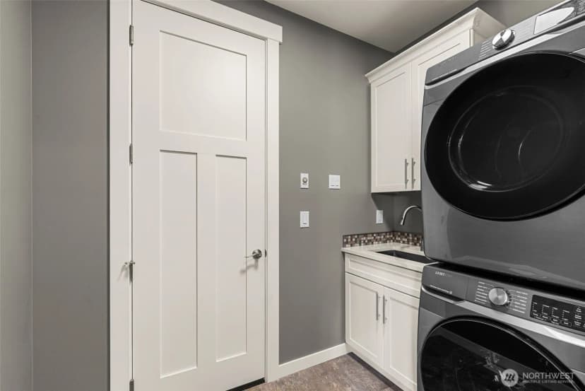 Property photo for 3240 Nw Brianna Avenue, East Wenatchee photo 35
