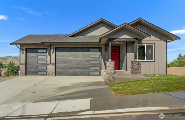 Property photo for 3240 Nw Brianna Avenue, East Wenatchee photo 2