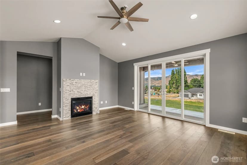 Property photo for 3240 Nw Brianna Avenue, East Wenatchee photo 20