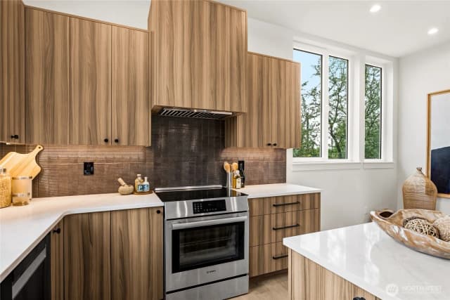 Property photo for 1512 Nw 59th Street, Seattle photo 3