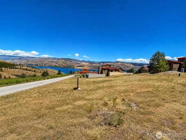 Property photo for 202 Bandera Way, Chelan photo 4