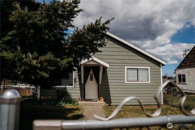 Property photo for 715 S Court Street, Goldendale photo 3