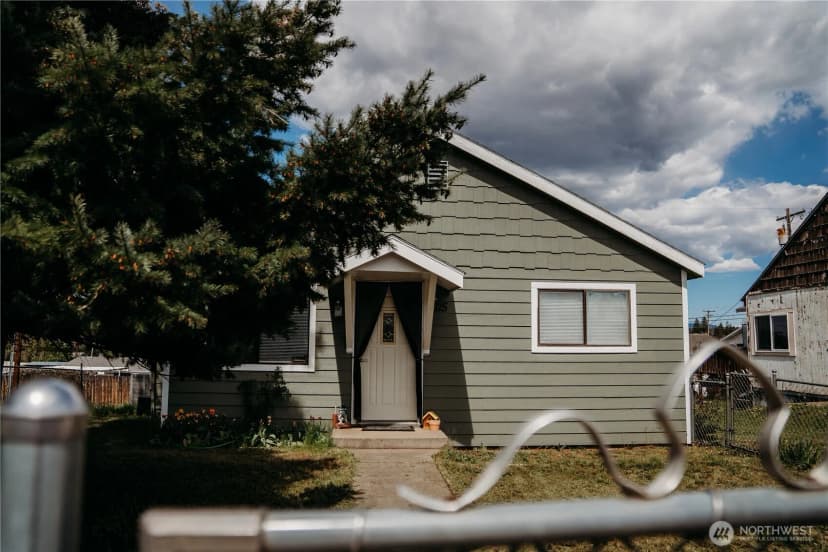 Property photo for 715 S Court Street, Goldendale photo 3