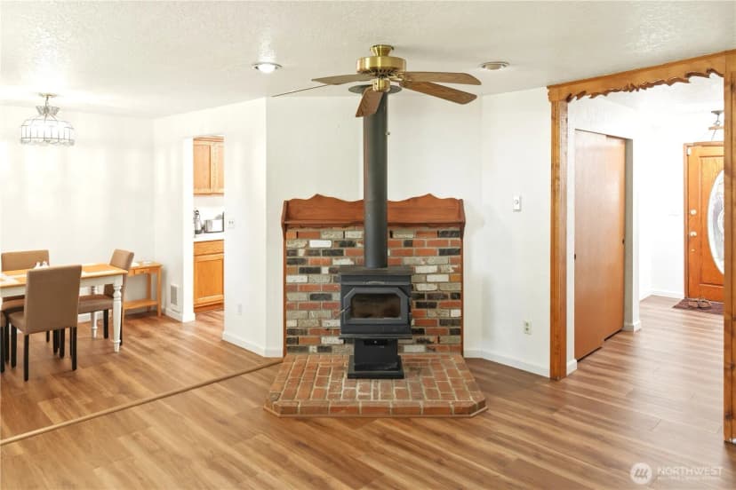 Property photo for 11716 26th Street Ne, Lake Stevens photo 6