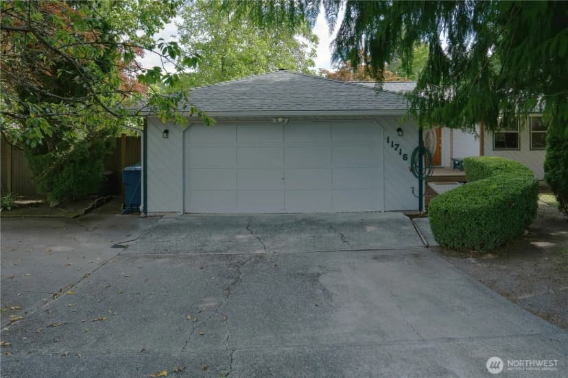 Property photo for 11716 26th Street Ne, Lake Stevens photo 4