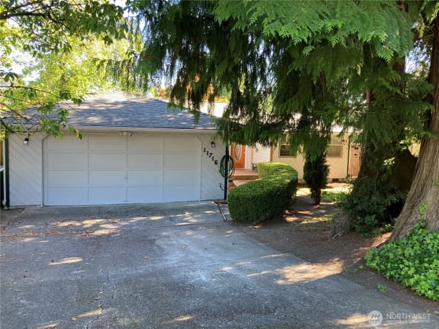 Property photo for 11716 26th Street Ne, Lake Stevens photo 2