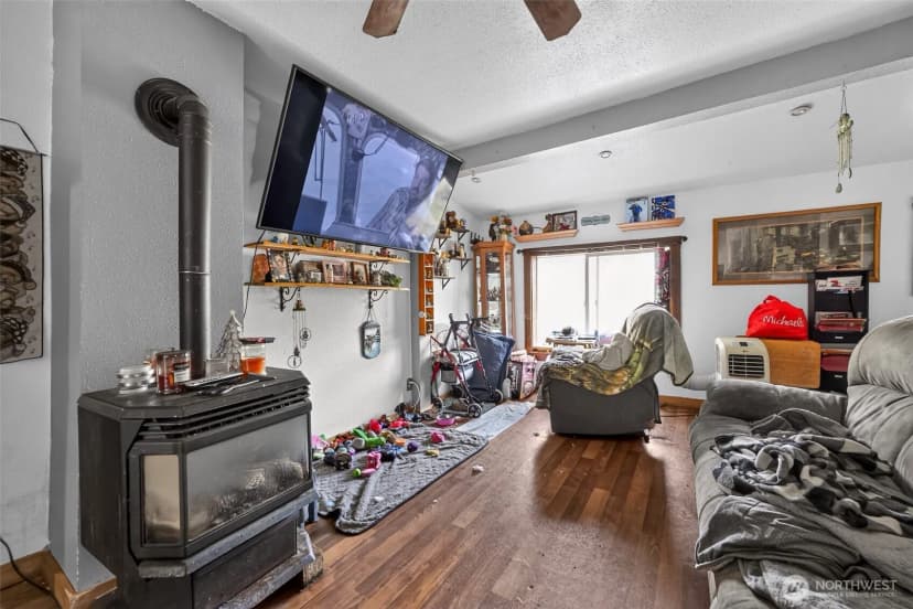 Property photo for 207 W Montana Avenue, Roslyn photo 9