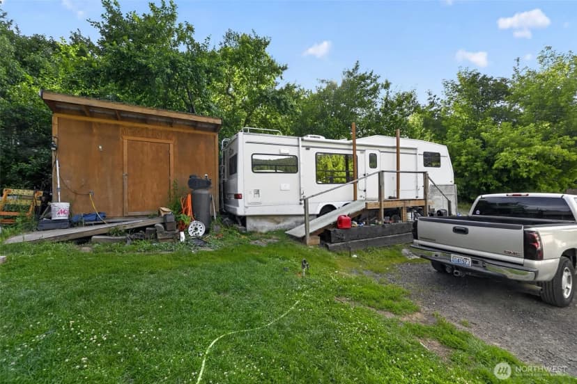 Property photo for 207 W Montana Avenue, Roslyn photo 22