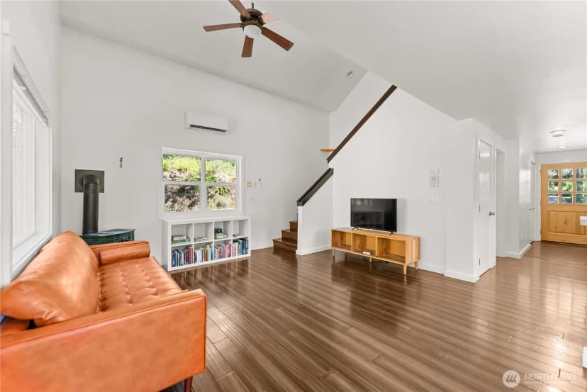 Property photo for 32 Crabapple Road, Winthrop photo 9