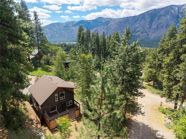 Property photo for 32 Crabapple Road, Winthrop