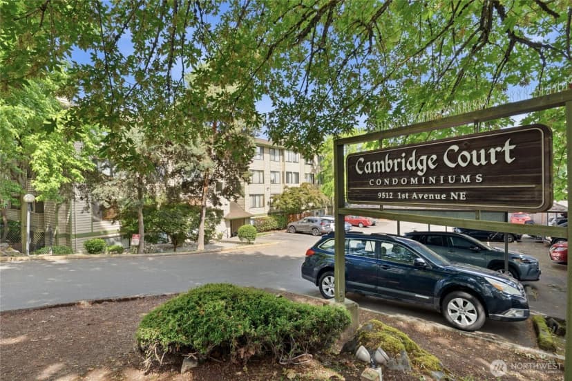 Property photo for 9512 1st Avenue Ne #202, Seattle photo 25