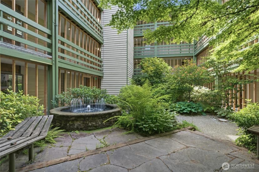 Property photo for 9512 1st Avenue Ne #202, Seattle photo 24