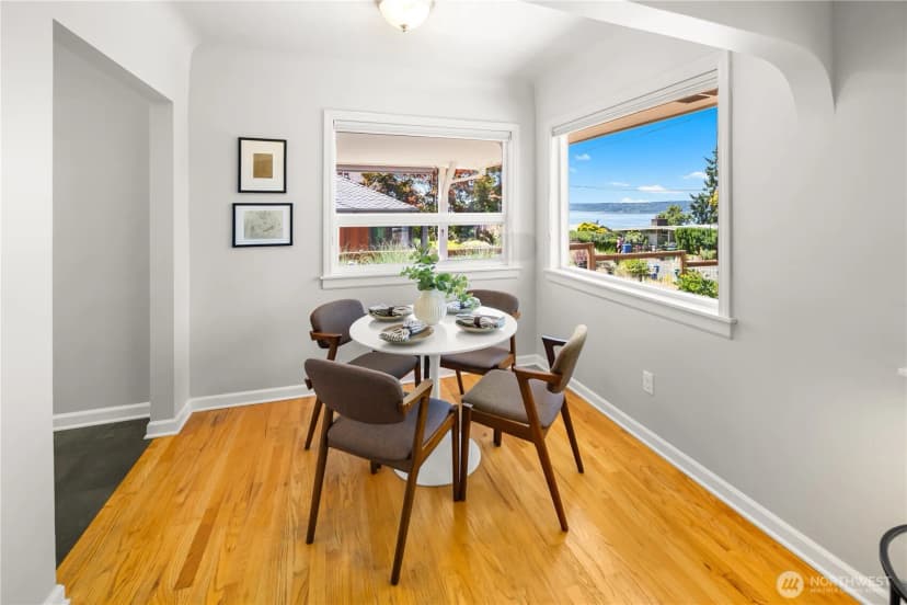 Property photo for 11202 Marine View Drive Sw, Seattle photo 11