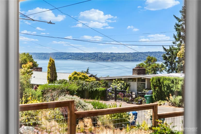 Property photo for 11202 Marine View Drive Sw, Seattle photo 23