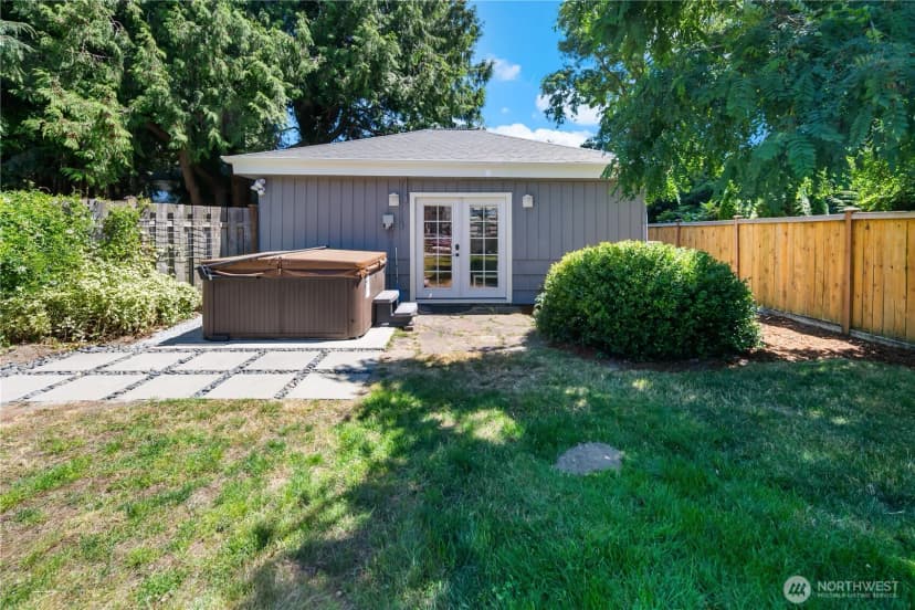 Property photo for 11202 Marine View Drive Sw, Seattle photo 26