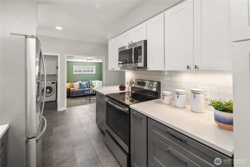 Property photo for 11202 Marine View Drive Sw, Seattle photo 13