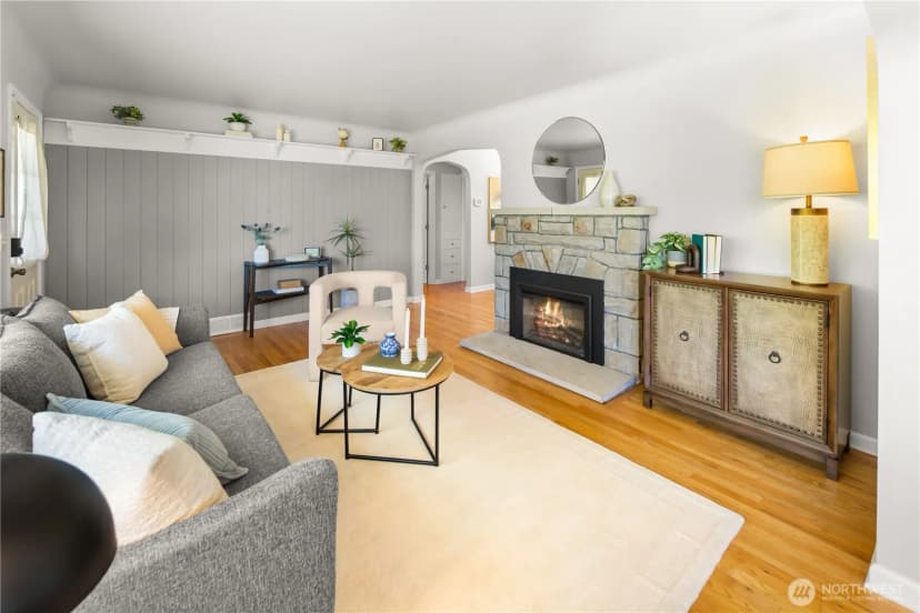 Property photo for 11202 Marine View Drive Sw, Seattle photo 7