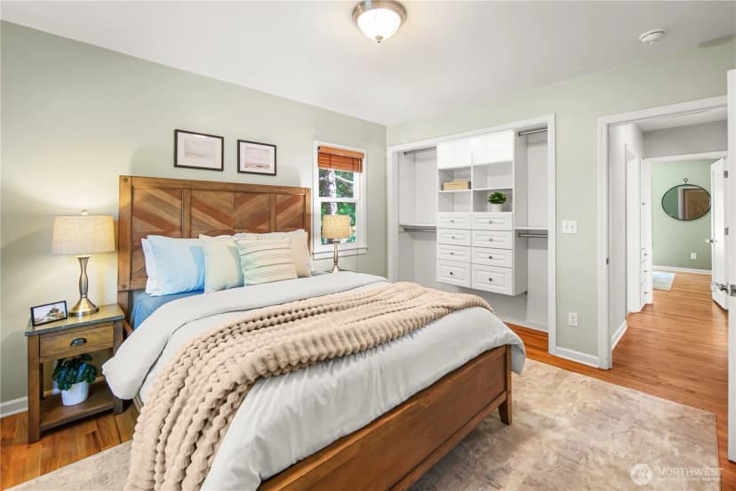 Property photo for 11202 Marine View Drive Sw, Seattle photo 19