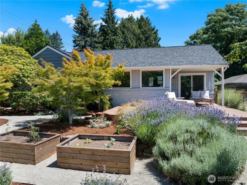 Property photo for 11202 Marine View Drive Sw, Seattle photo 3