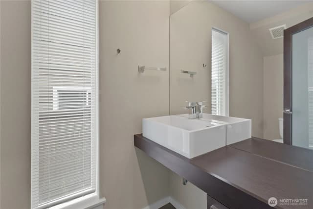 Property photo for 5606 Elaine Avenue Se, Auburn photo 3