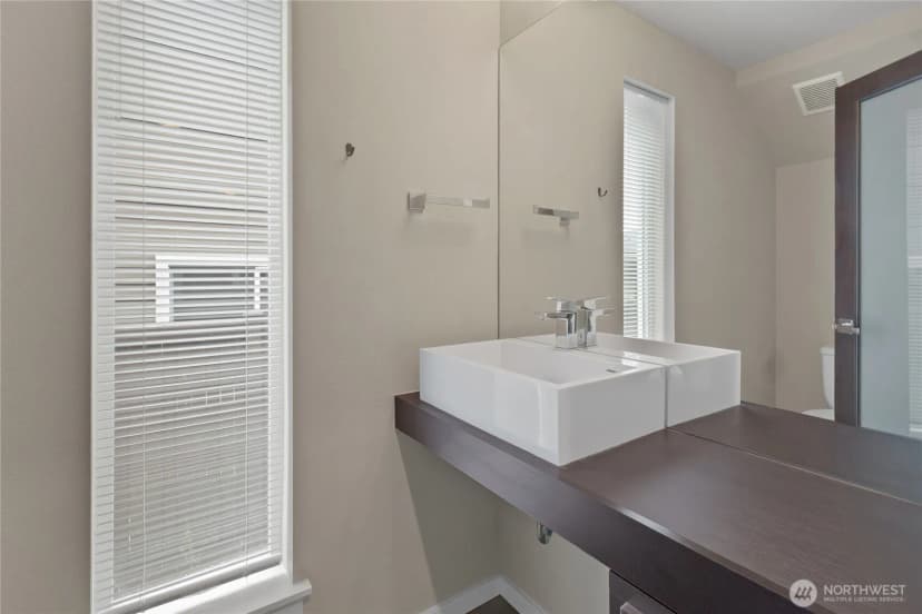 Property photo for 5606 Elaine Avenue Se, Auburn photo 3