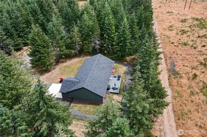 Property photo for 911 W California Road, Shelton photo 37