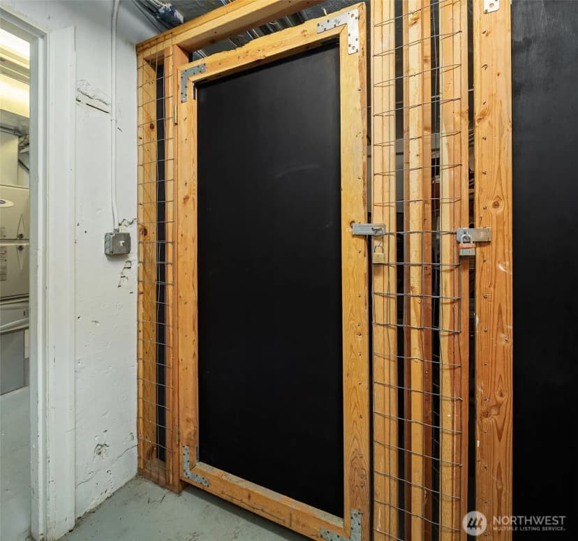Property photo for 2205 Bigelow Avenue N #6, Seattle photo 31