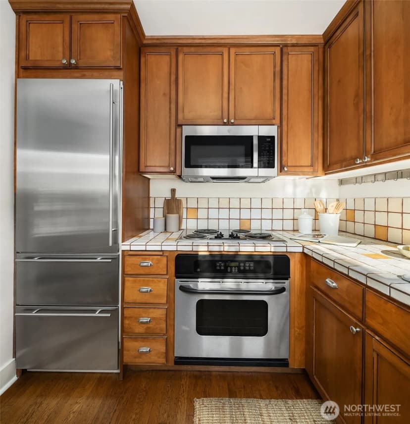 Property photo for 2205 Bigelow Avenue N #6, Seattle photo 12