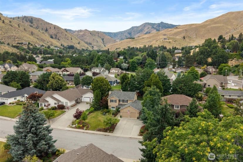 Property photo for 424 Canyon Place, Wenatchee photo 38