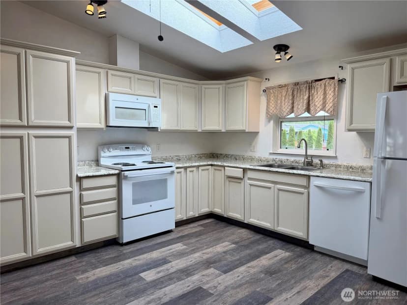 Property photo for 222 Maple Avenue Nw #35, Napavine photo 6